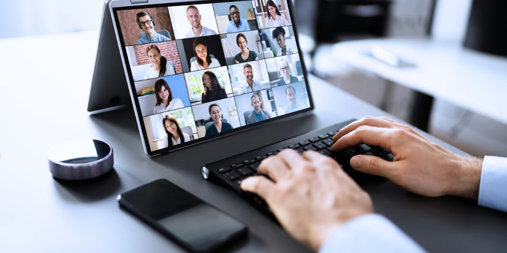 QubeApps Hybrid, Remote, Or On-Site: Which Communication Technology Is Best?