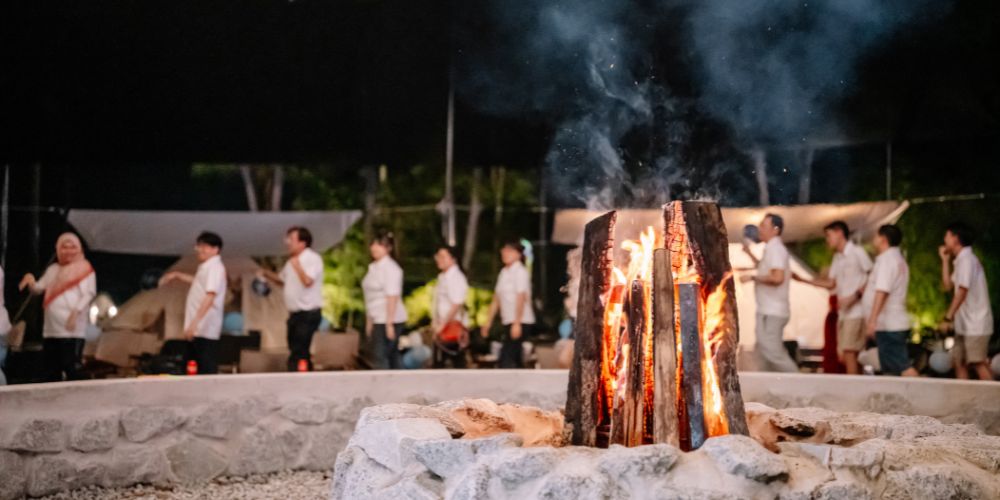 QubeApps 13th anniversary_bonfire dance