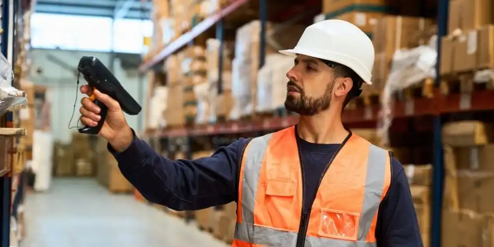 Blog-QAS-Why-Stock-Is-Always-Off-The-Real-Reasons-Behind-Warehouse-Errors qubeapps why stock is always off the real reasons behind warehouse errors